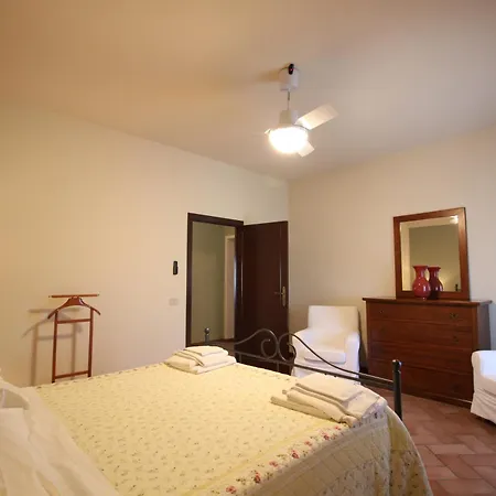 Agriturismo Casale Dello Sparviero-2